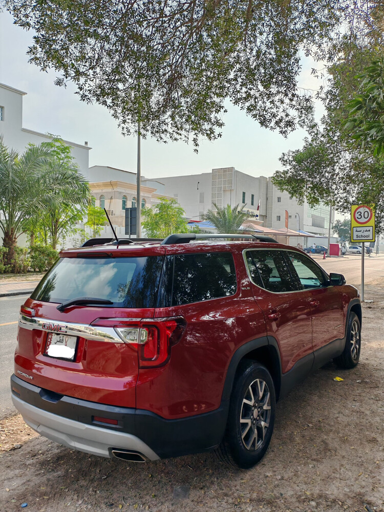 2023 GMC ACADIA SLE - 4