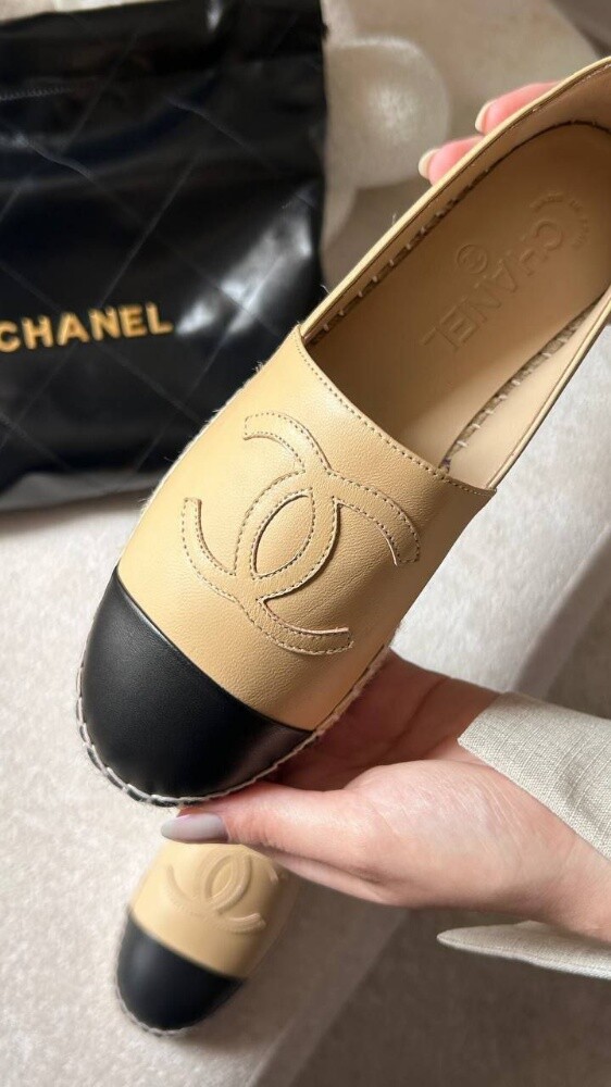 Coco Espadrilles
900 - 2