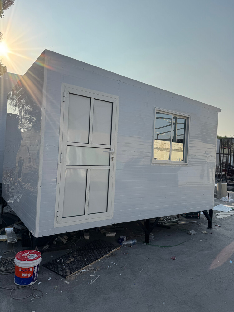 PORTA CABIN CARAVAN - 3