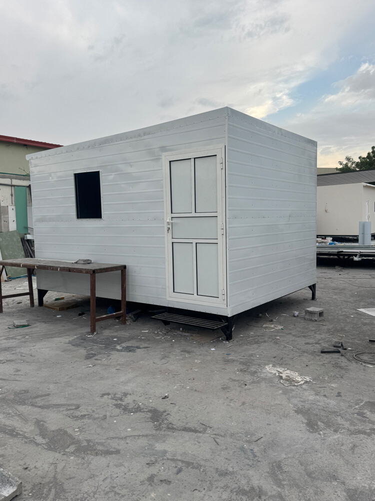 PORTA CABIN CARAVAN - 2