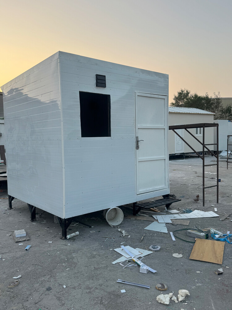 PORTA CABIN CARAVAN - 4