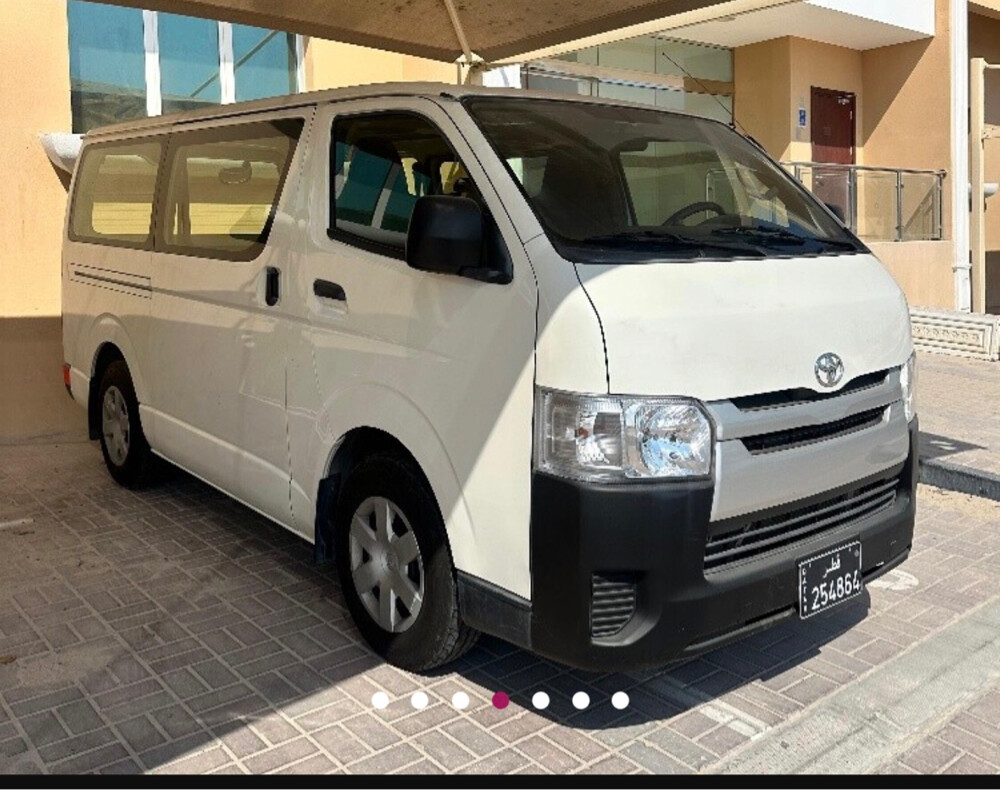 toyota hiace 15 seats for rent  - 1
