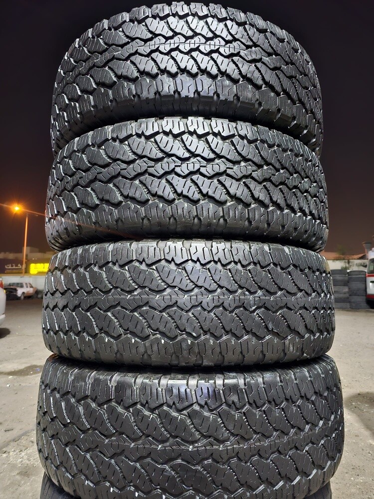 285-70-17,,,GENERAL    brand - 3
