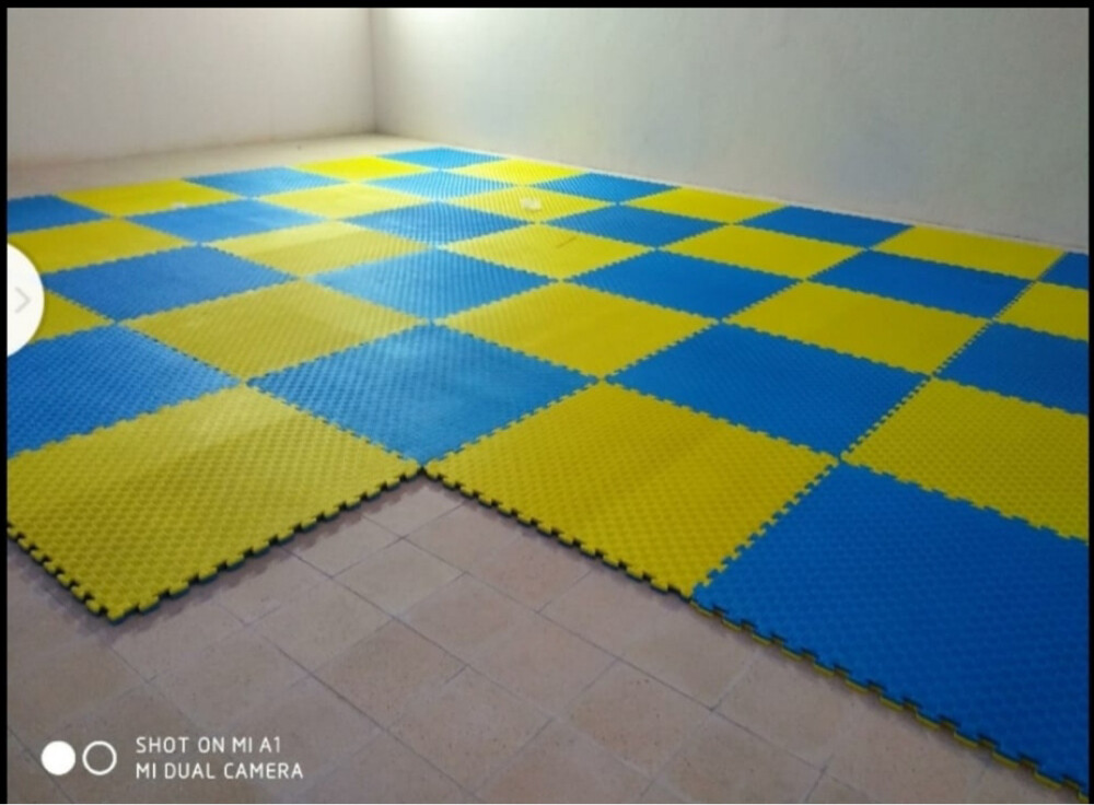 Floor mats - 2