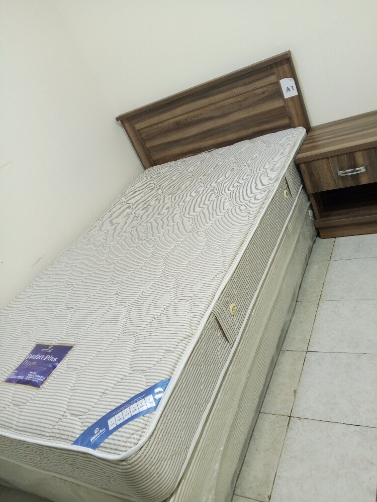 Box bed with mattress - 3