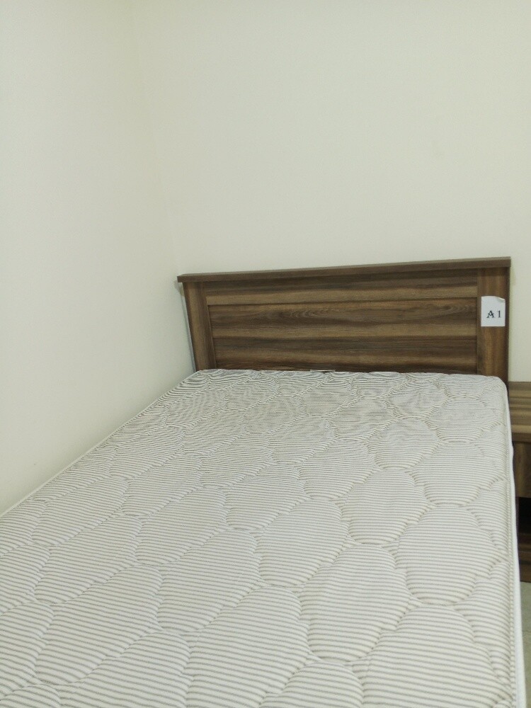 Box bed with mattress - 1