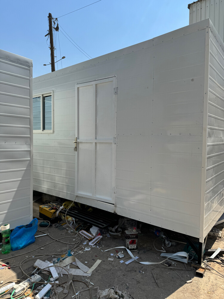 PORTA CABIN CARAVAN - 1
