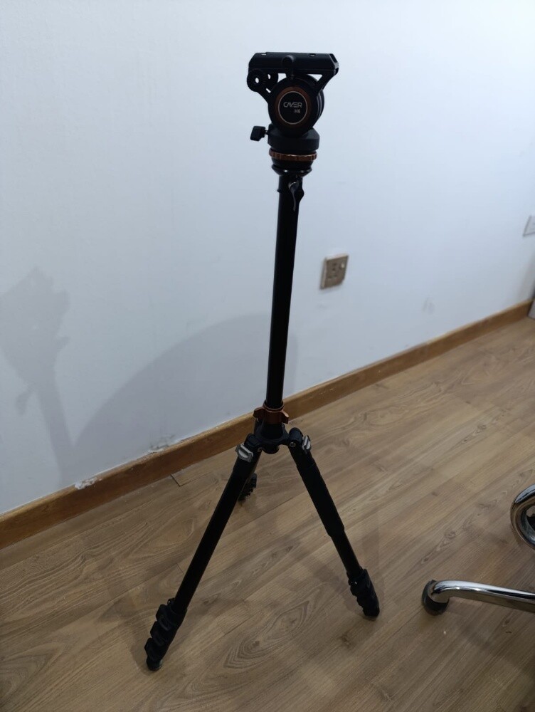 camera and laptop - 9