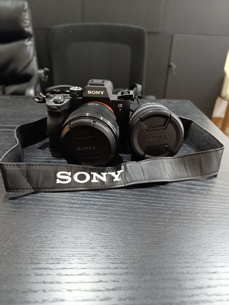 camera and laptop - 3