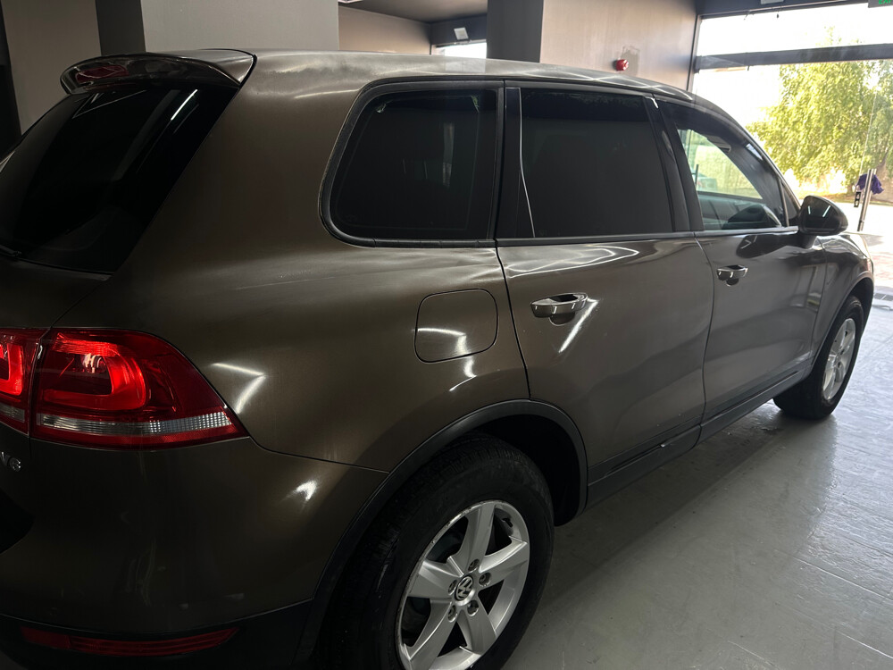 VW Touareg 2012 for Sale - 7