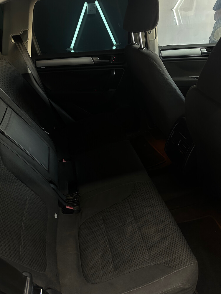 VW Touareg 2012 for Sale - 2