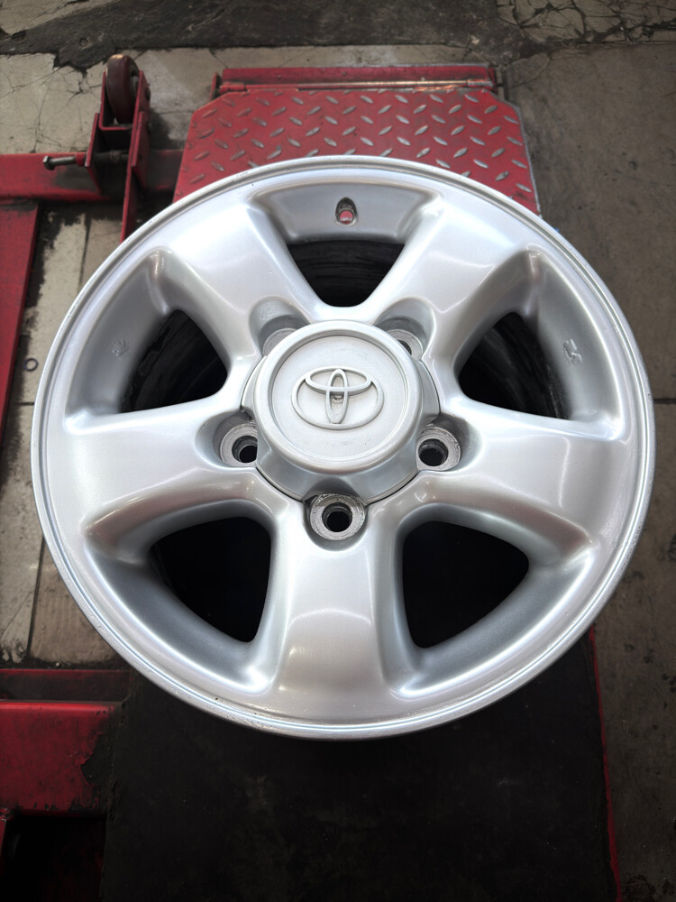 98-Rims 5 bolt - 2