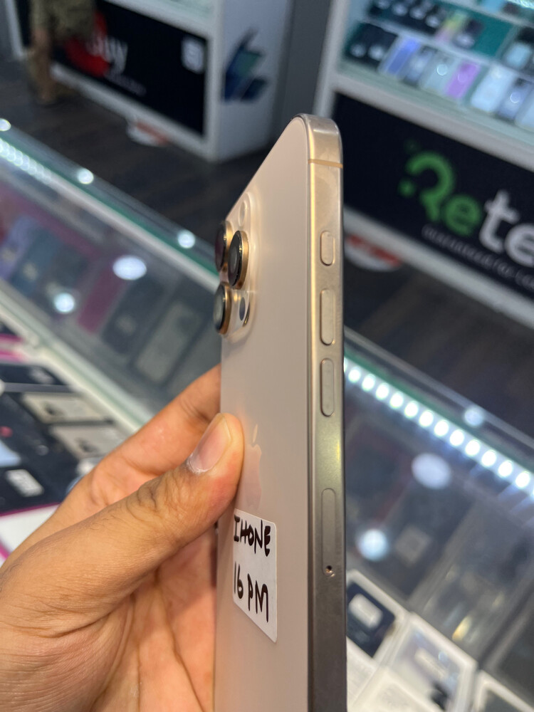 iPhone 16 pro max 256GB  - 6