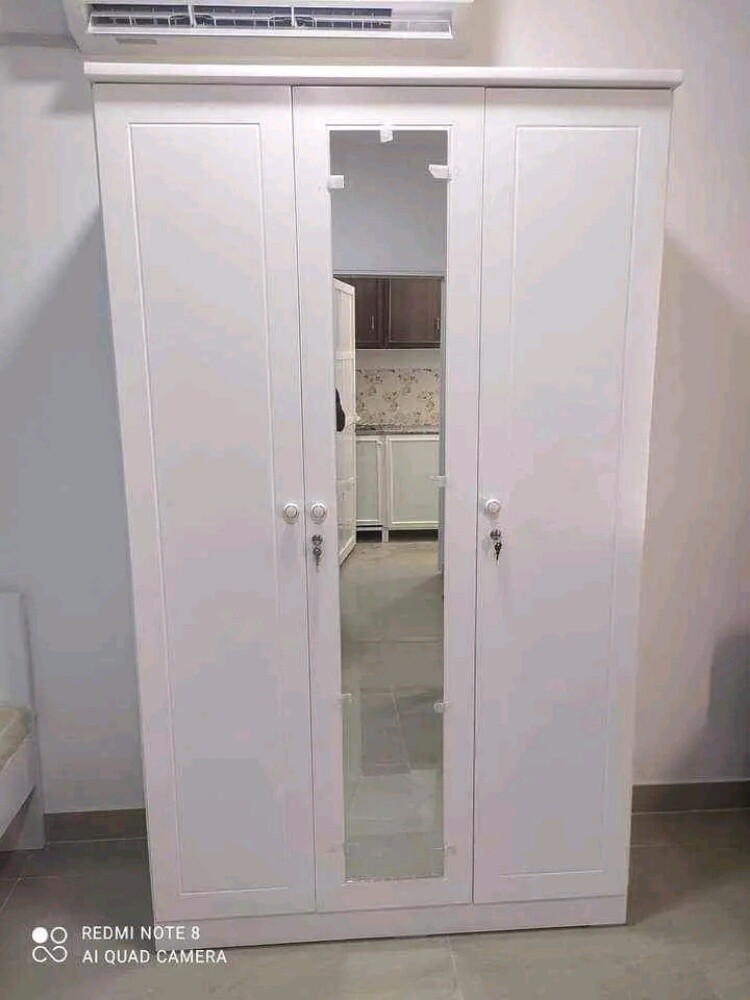 3 door Cabinet - 5