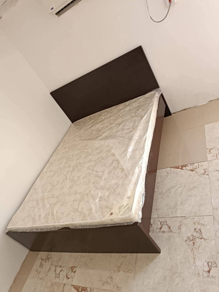150*190 cm Bed With Matters - 5