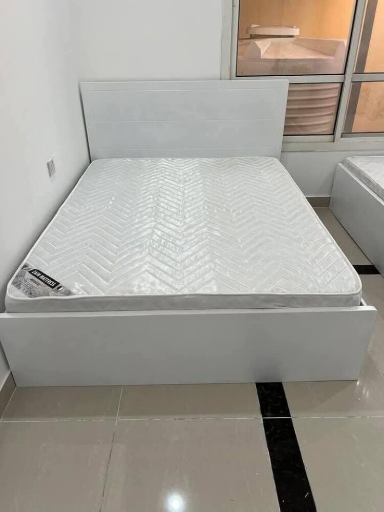 150*190 cm Bed With Matters - 2