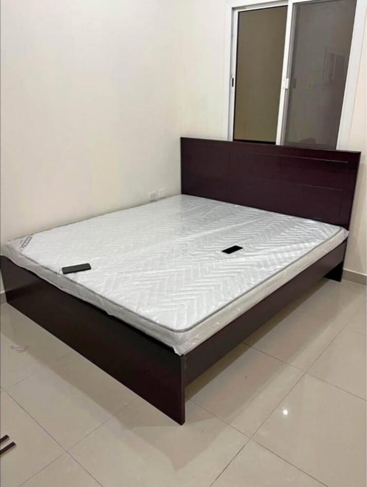 King Size Bed With matters - 1