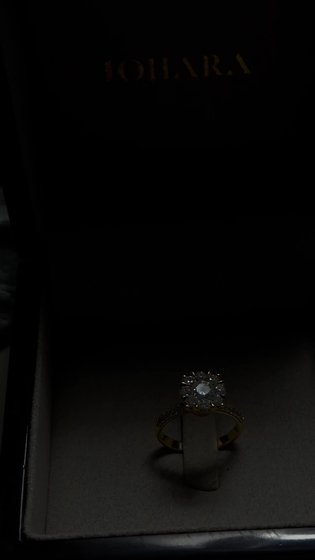 Diamond Ring Al Aroosa 18K - 3