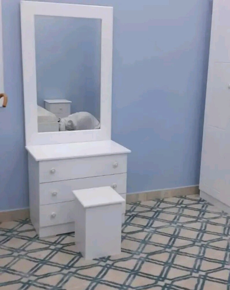 Small Dressing Table - 1