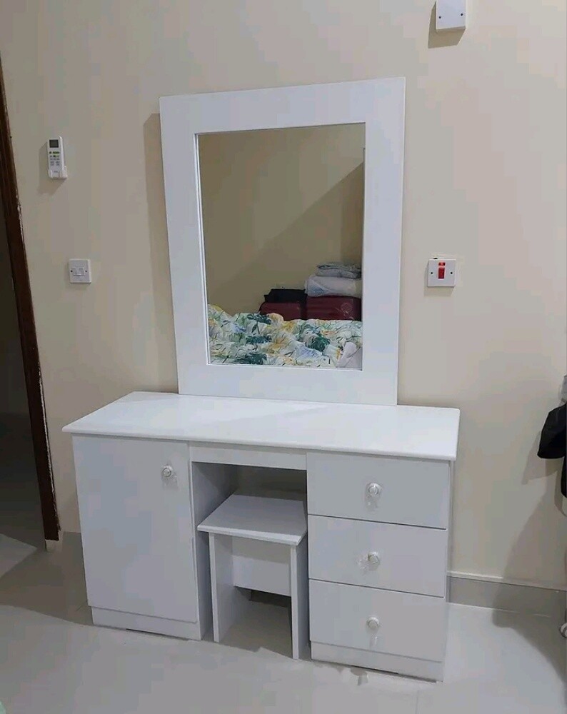 Big Dressing Table - 4
