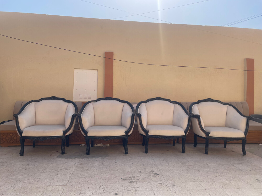 chairs used only 2 months - 1