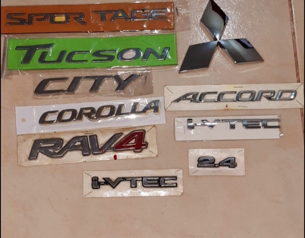 car emblem - 3
