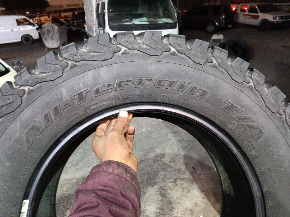 245/75/R17.Bfgoodrich brand - 5