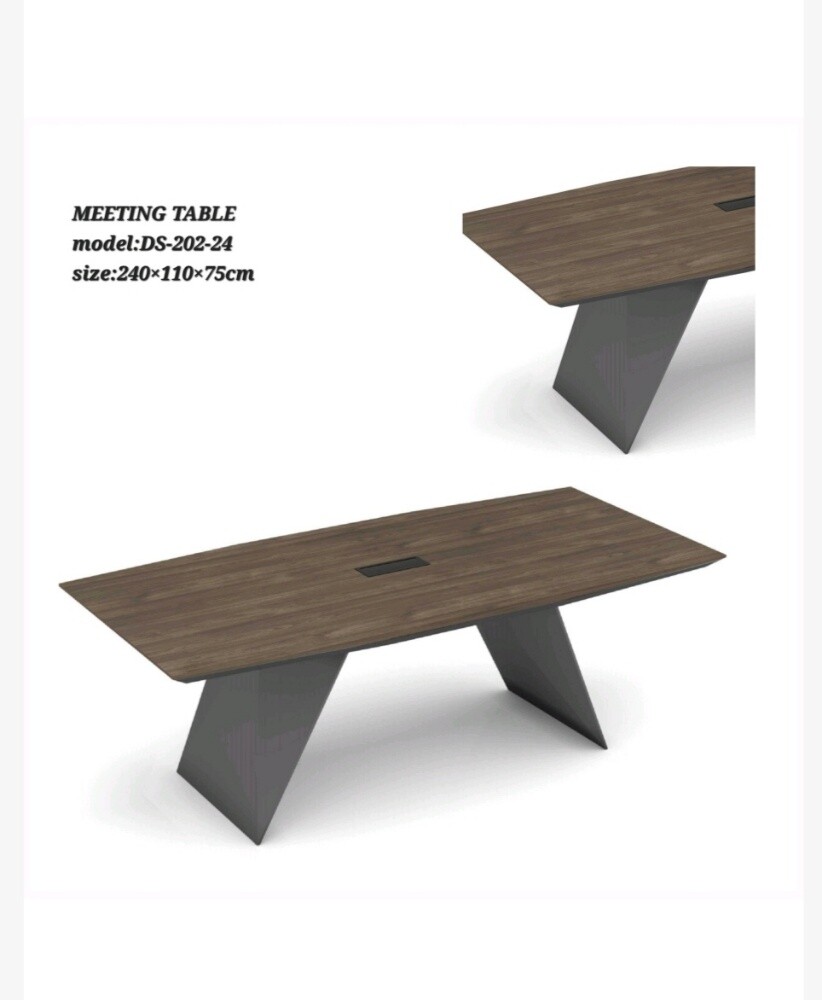 Meeting table ( brand new) - 17
