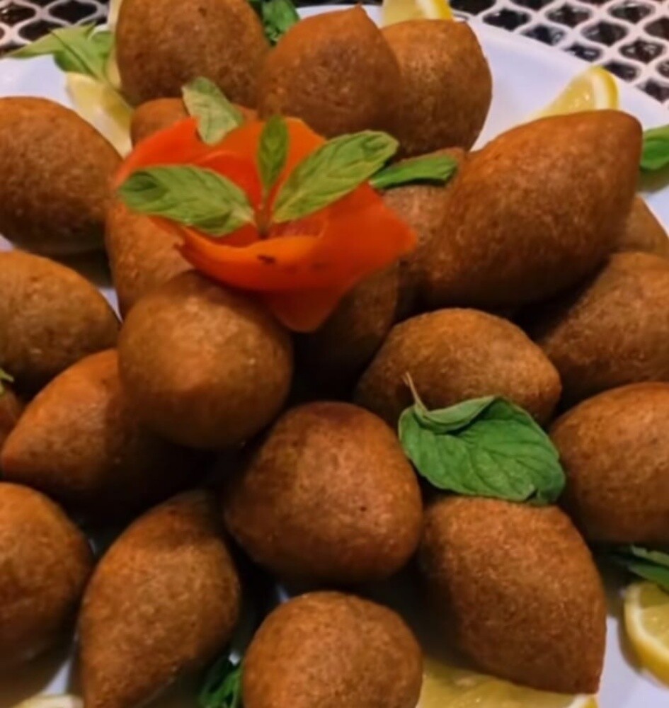 ورق عنب وكبه وسنبوسه - 1