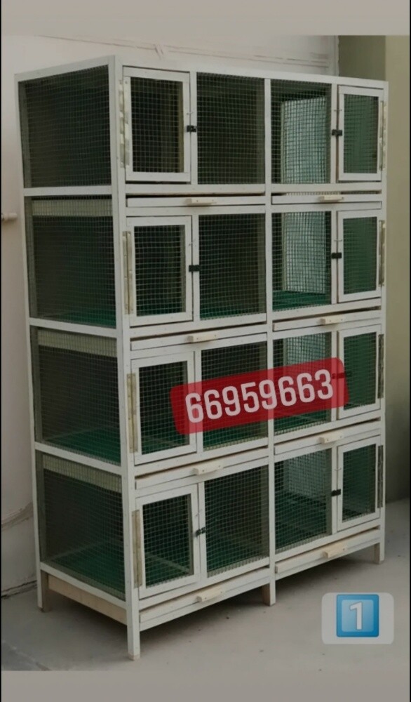 8 Door Cage (With Tray) For Sale - 2