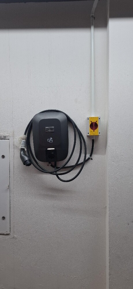 ROX vehicles charger installation - 1