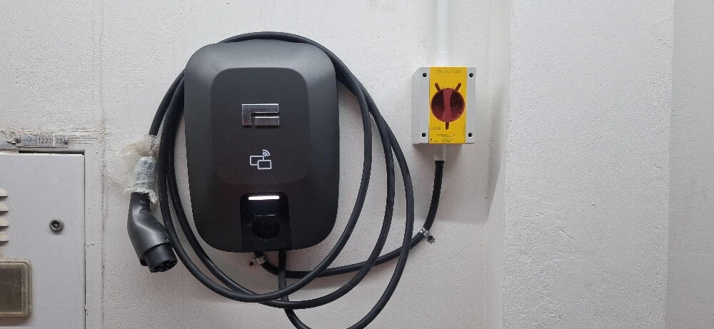 ROX vehicles charger installation - 5