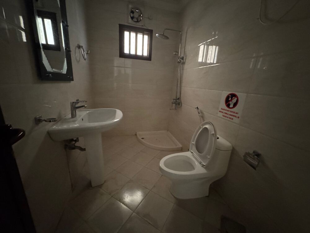 Residential building for rent - 7