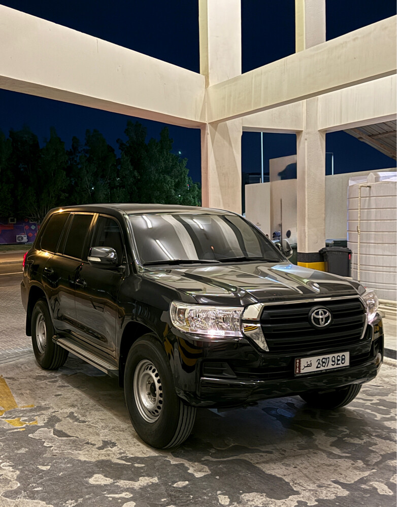 GX 2020 V6. — photo 1 for sale in Qatar
