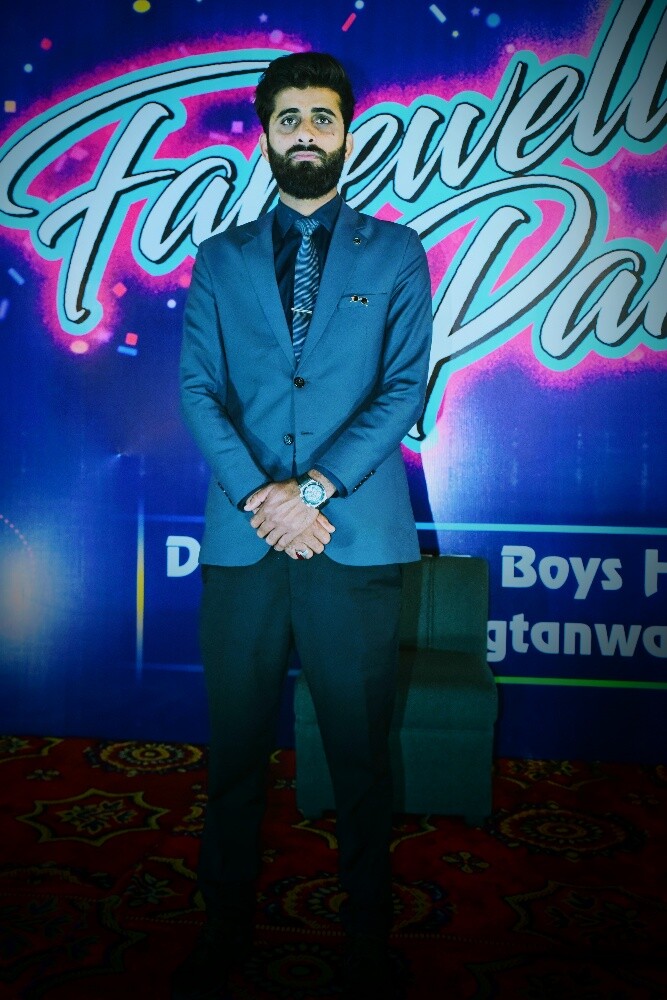 nafees ur rehman - 1