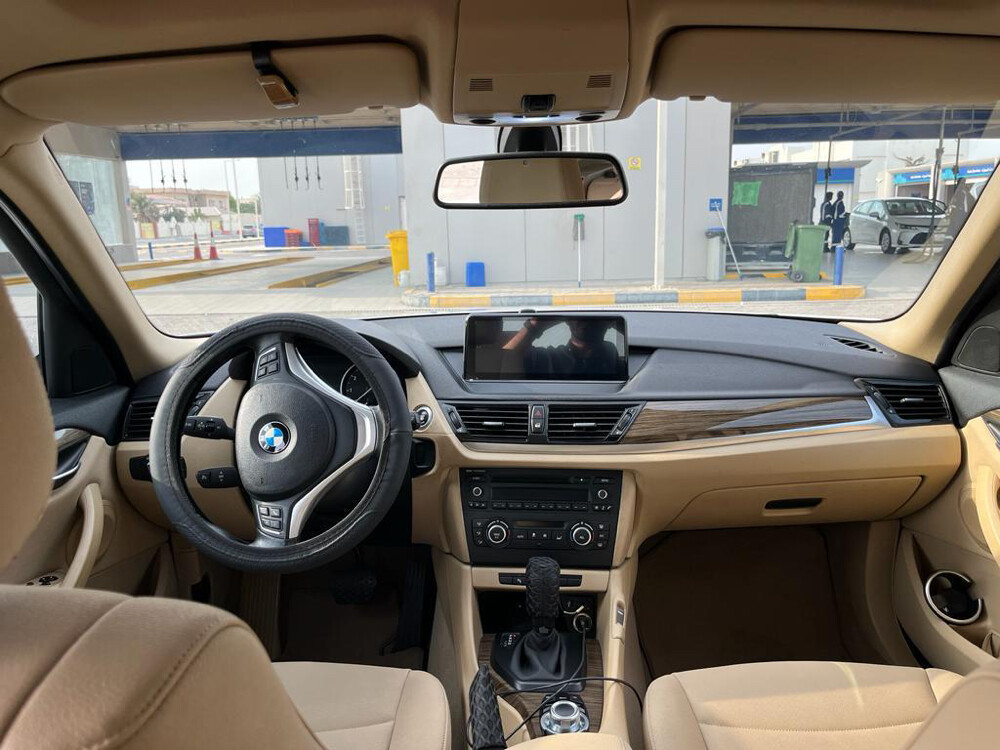 Bmw x1 2015 perfect condition - 5
