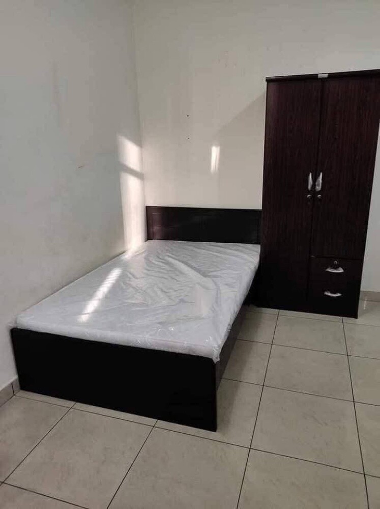 Bed or cabinet item furniture - 8