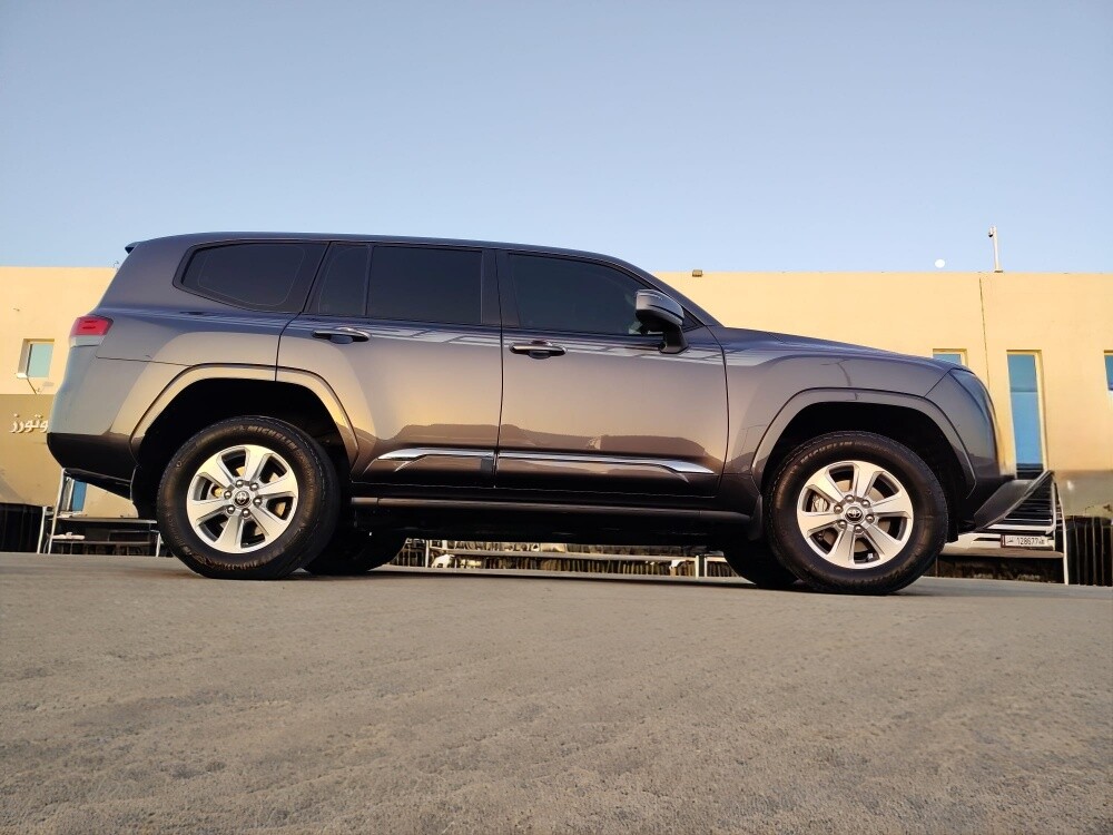 GXR 2023 Toyota — photo 15 for sale in Qatar
