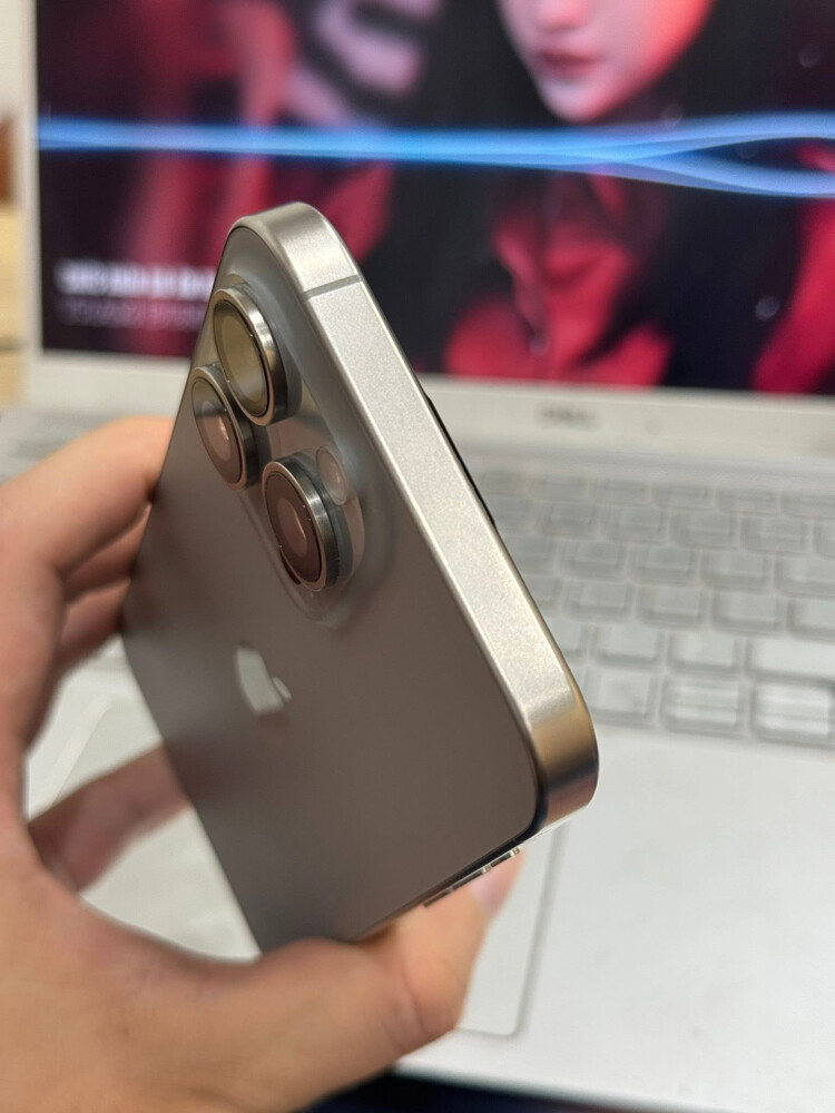 iphone 15 pro max - 2