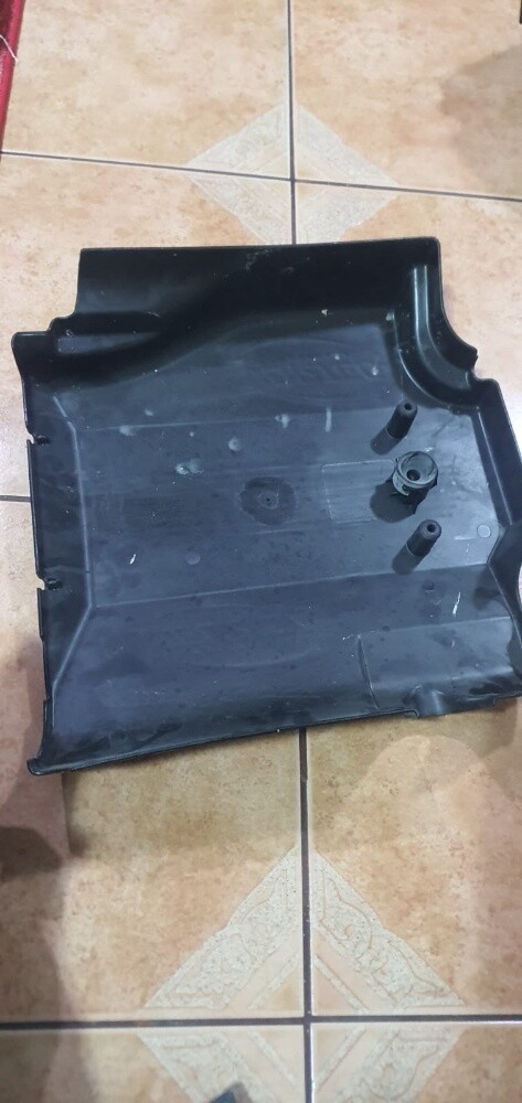 engine cover vortec 8100 - 3