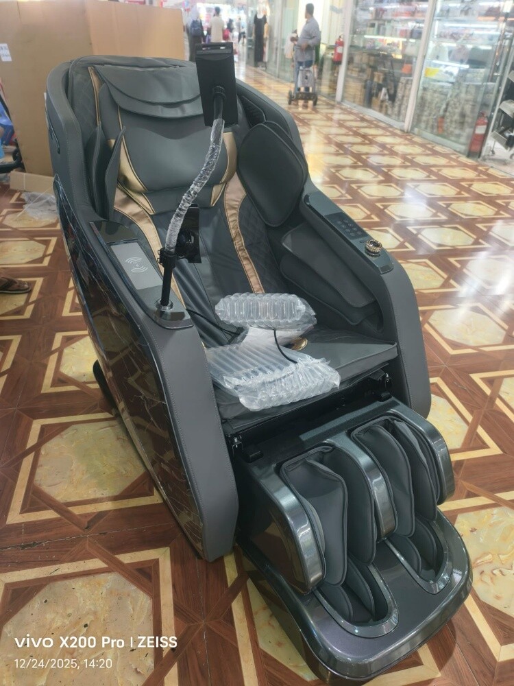 Dual-mechanism massage chair with - 3