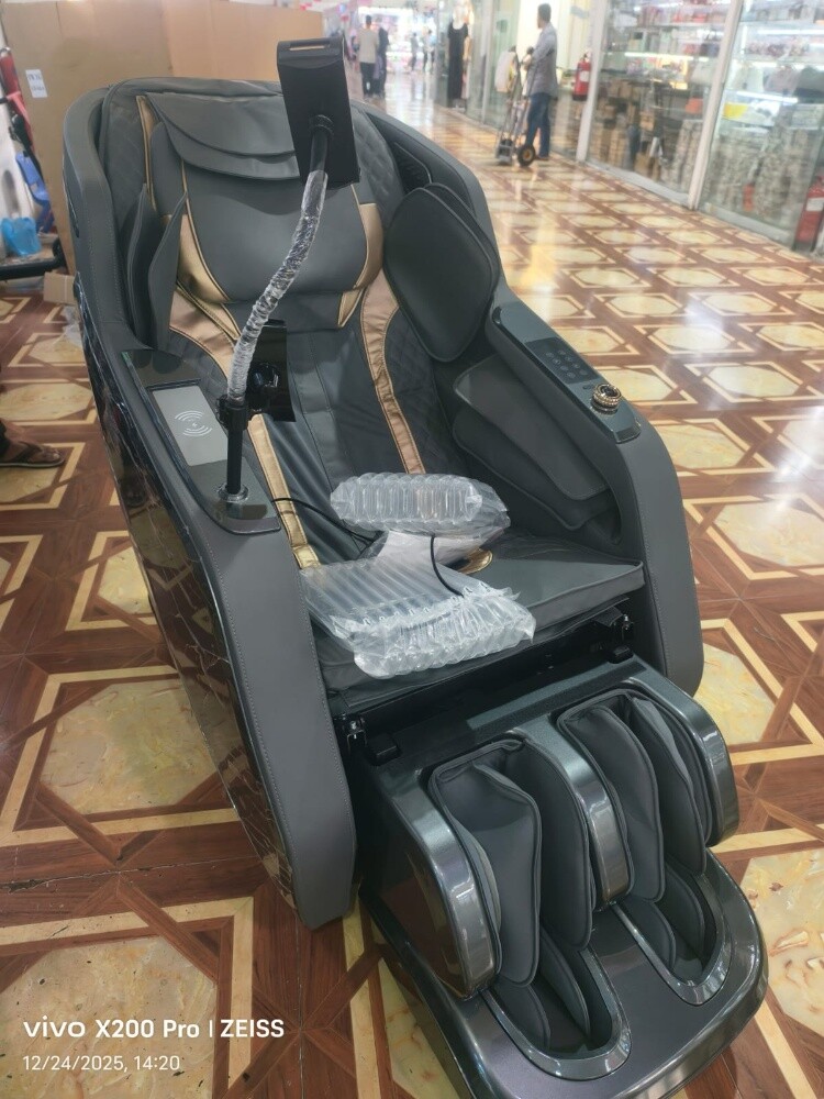 Dual-mechanism massage chair with - 4