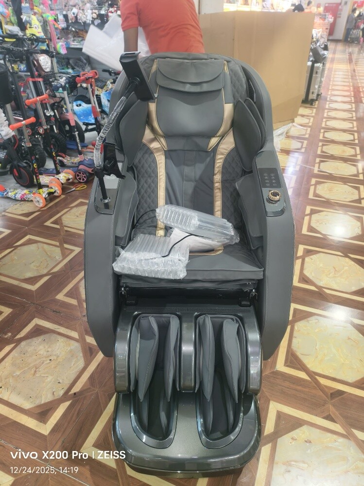 Dual-mechanism massage chair with - 2