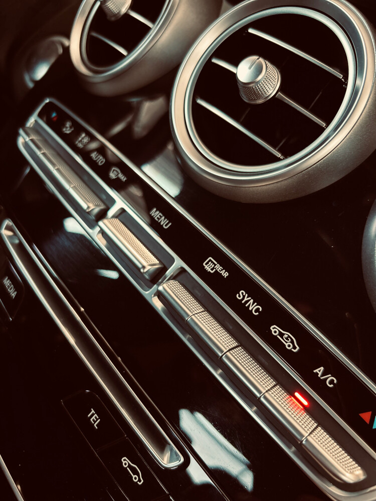 Mercedes c200 2015 for sale - 10