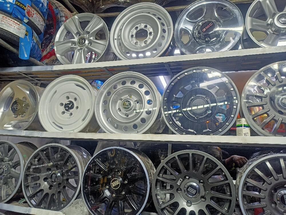 16/17/18/20 no Rims - 2