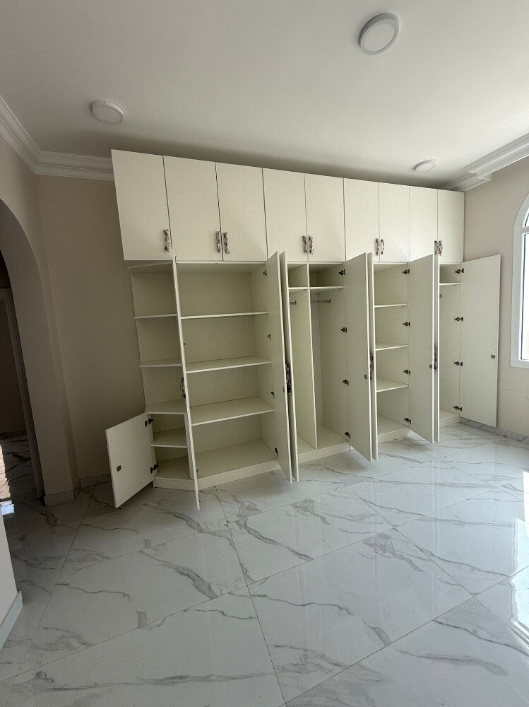 cabinet - 3