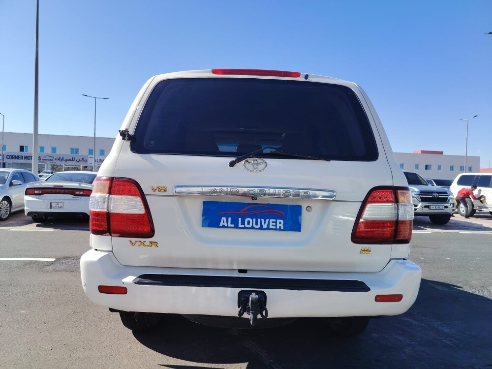 Toyota Land Cruiser VXR — photo 5 for sale in Qatar
