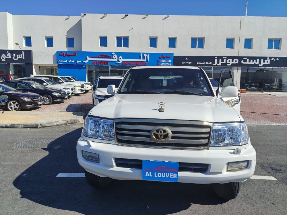 Toyota Land Cruiser VXR — photo 1 for sale in Qatar