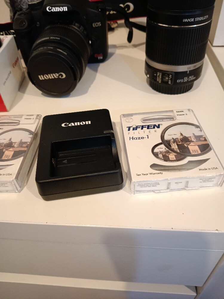 Canon Rebel t1i - 1