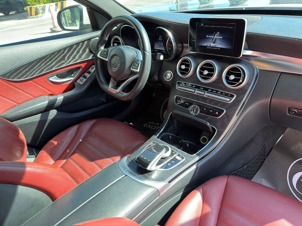 Mercedes C200 2015 — photo 5 for sale in Qatar